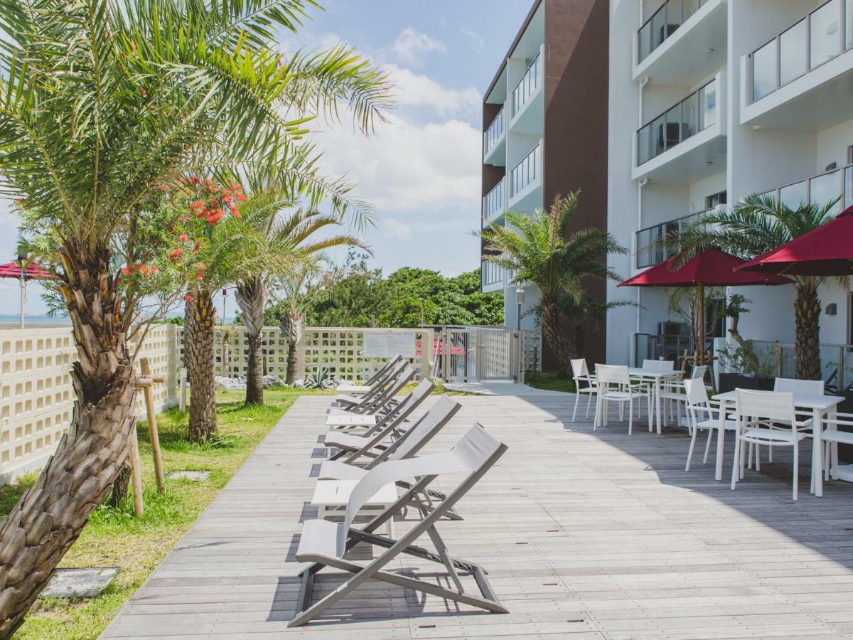 Hideout Okinawa Uruma Exterior photo