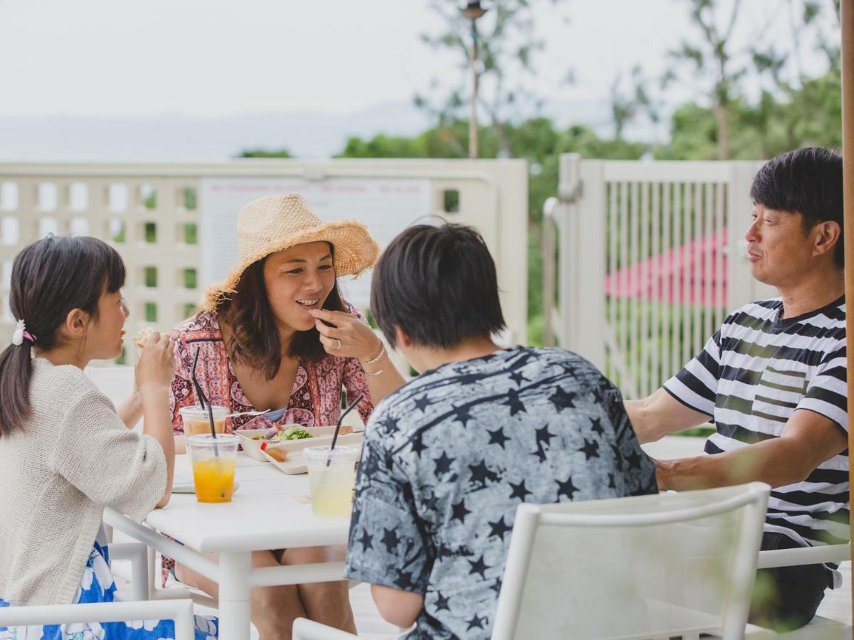 Hideout Okinawa Uruma Exterior photo