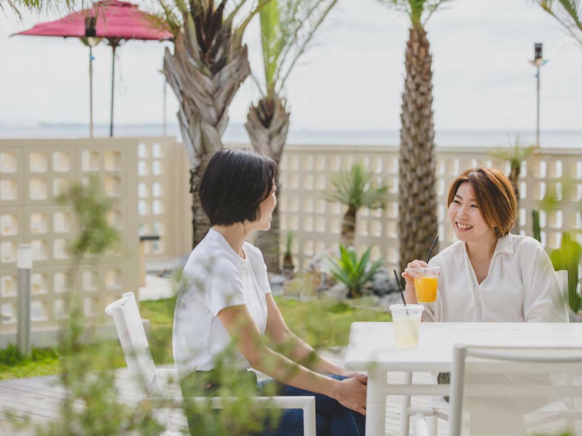 Hideout Okinawa Uruma Exterior photo